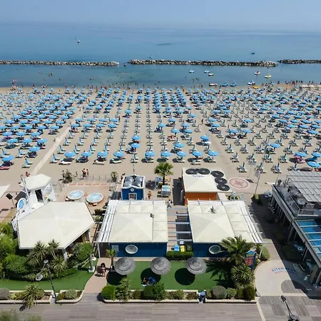 Diplomat Marine Отель