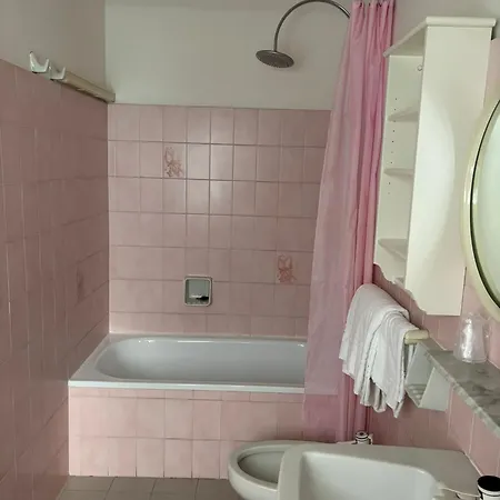 Diplomat Marine Каттолика