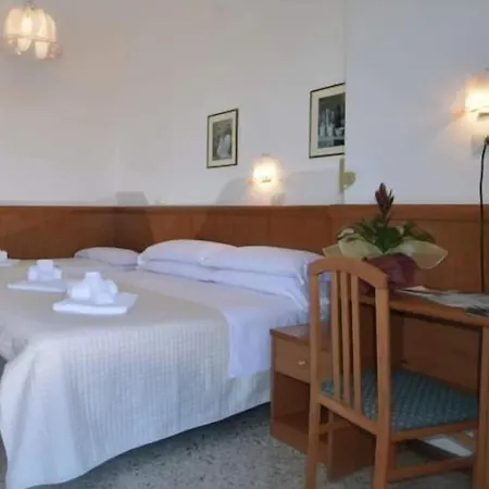 Diplomat Marine Seafront Full Board - Pasti Inclusi 3*