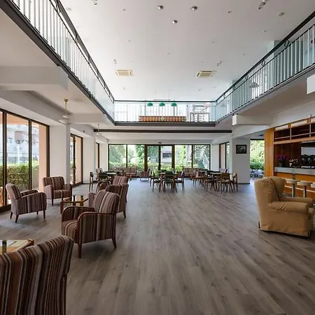 Diplomat Marine Seafront 3* Cattolica