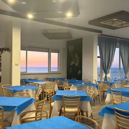 Hotel Diplomat Marine Seafront Full Board - Pasti Inclusi 3*