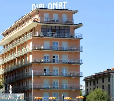 Diplomat Marine Hotel