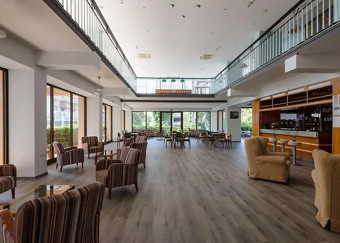 Diplomat Marine 3* 卡托利卡