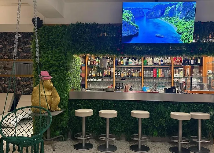 酒店 Diplomat Marine 3*