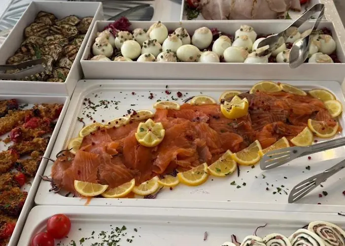 酒店 Diplomat Marine 3*